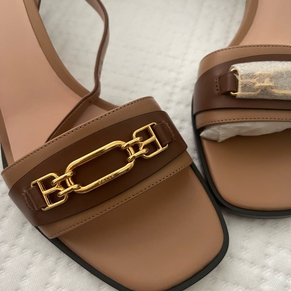 NWOT Bally Dossy Sandals - Picture 7 of 12